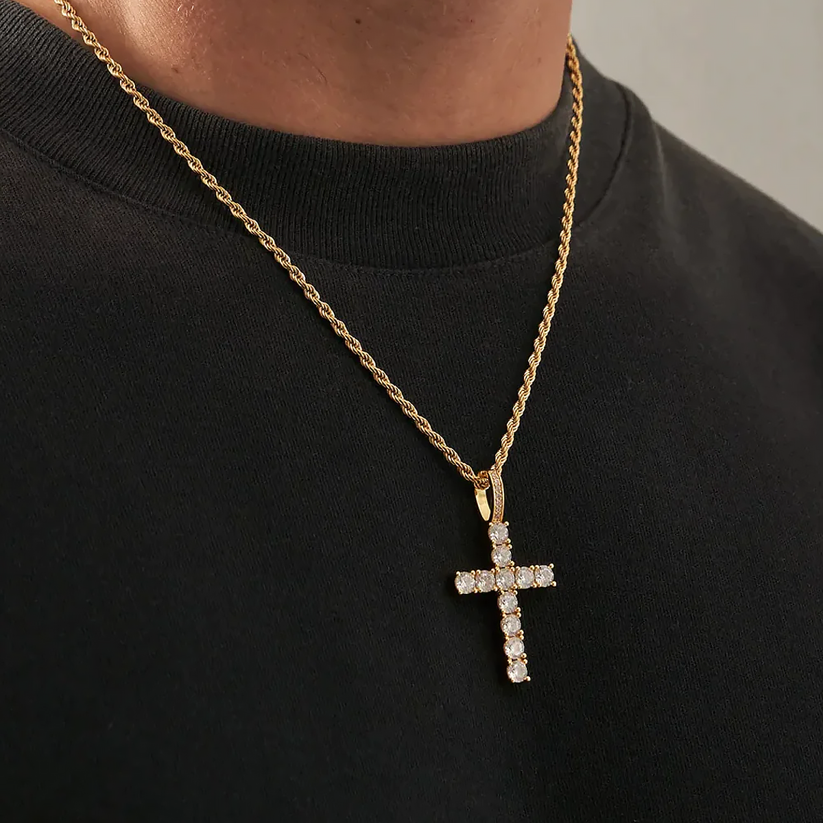 CROSS. | Guld Kors Vedhæng med Diamanter